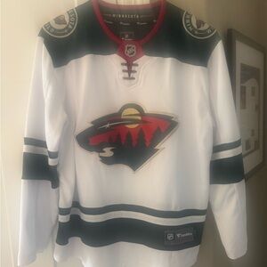 EXCELLENT CONDITION: Fanatics White and Green Hockey Jersey